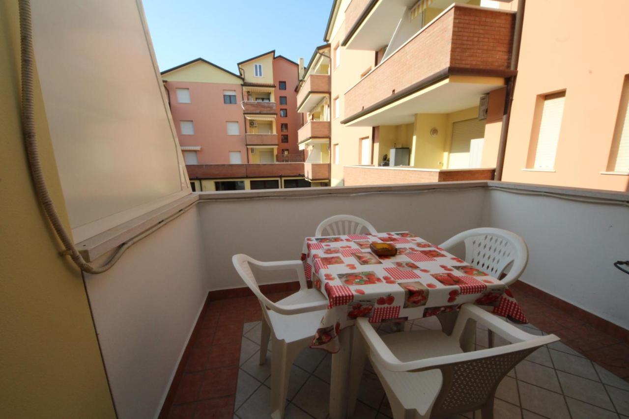Acquasmeralda Appartamento 03 Rosolina Mare Exterior photo